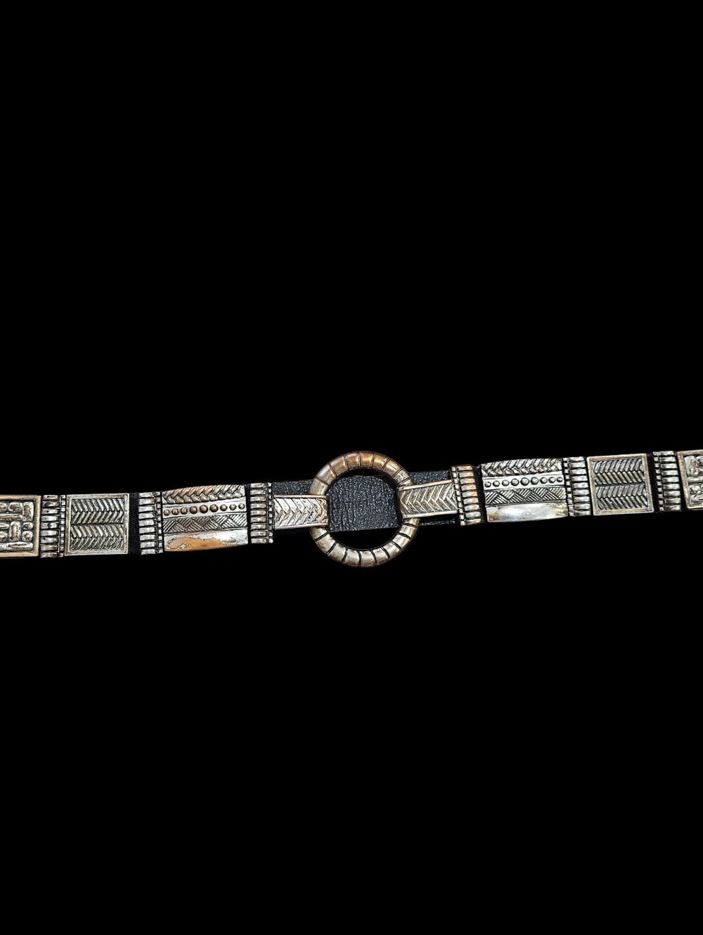 VTG Chicos Tooled Distressed Metal Silver Tribal Tile Chunky Buckle Stretch Belt